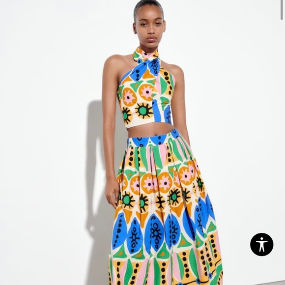 Zara Printed Halter Top - Picture 2 of 5